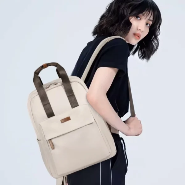 Tas Ransel Wanita Model Kotak & Elegan